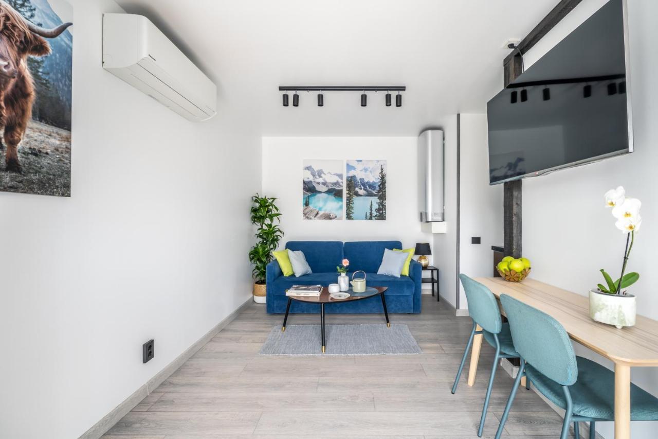 Family Garden House With Free Private Parking & Playground Villa Riga Buitenkant foto